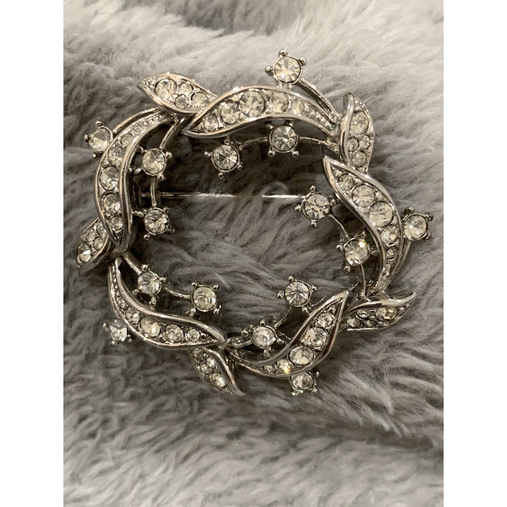 Vintage Attwood & Sawyer A&S Rhinestone Crystal Reef Pin